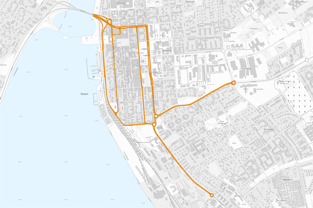 Karta där Färjemansgatan, Strandgatan, Kyrkgatan, Rådhusgatan, Gränsgatan samt Stuguvägen är markerade