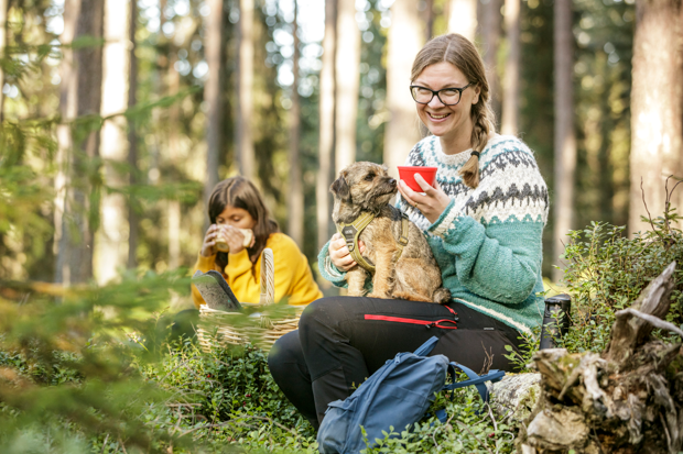 fika ute i skogen