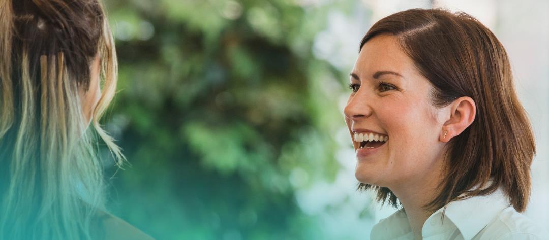 Bild på människor i arbete