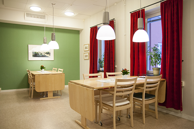 Bild på matrum med matbord