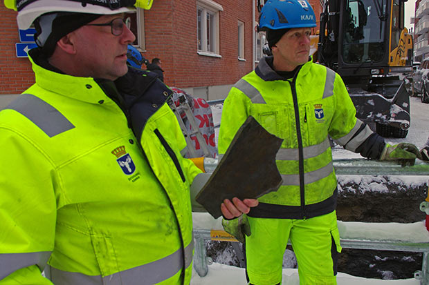 Berth och Stefan berättar om slitet med det tjocka gjutjärnet
