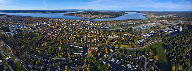 Panoramabild från Remonthagen över staden och Frösön med omgivningar