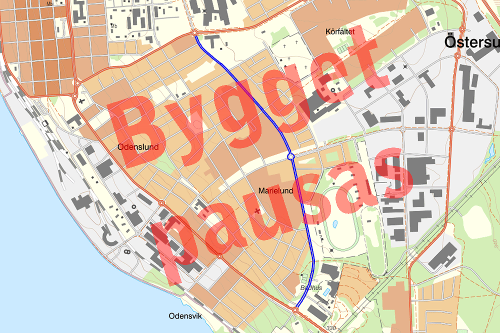 Karta där de tänkta gång- och cykelbanorna längs Krondikesvägen är markerade med texten Bygget pausas