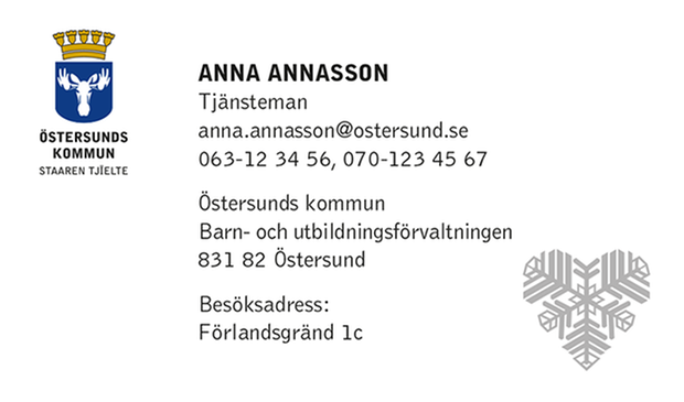Visitkort i vitt med kommunens logotyp, namn på personen, kontaktuppgifter samt Östersundshjärtat i silver.